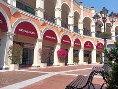 -佛罗伦萨小镇广佛名品奥特莱斯(疏港路店)