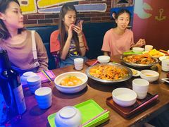 -胖哥俩肉蟹煲(湖滨银泰in77店)