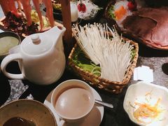 -湊湊火锅·茶憩(新中关购物中心店)