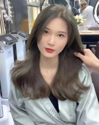 -藤野造型烫染·漂发