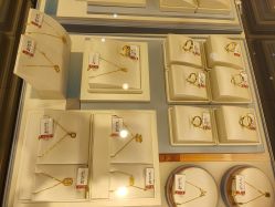 -东方福珠宝( 青岛店)