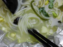 -碗主炭烧米线(交大二村店)