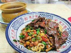 -万方圆拌粉瓦罐汤(恒茂华城店)