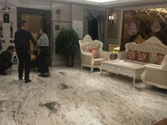-沪华海鲜大酒楼(南汇店)