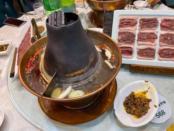 东来顺饭庄(五道口店)-"其实味道一般,不过在火锅里面还算好的啦,.
