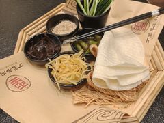 -丁里羊肉小镇(天鹅湖总店)
