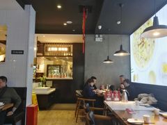 大堂-吕氏疙瘩汤·海鲜新鲁菜(海州利群店)