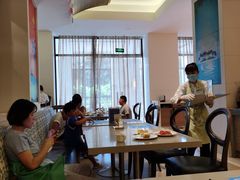 -海口绿发希尔顿酒店-田园汇自助餐·三文鱼·海鲜