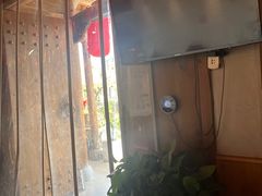 -头上红煨盐鸡·非遗院子餐厅