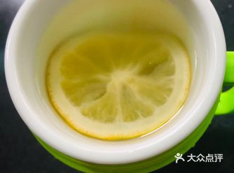 补充维生素C，自制柠檬茶酸酸甜甜好味道