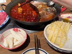 -袁山山重庆火锅(丈八北路店)