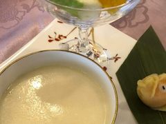 手磨杏仁茶佐金鱼饺-金龙餐厅(圆山大饭店)