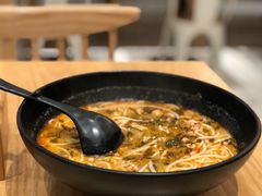 云南小锅米线-云味馆过桥米线(皇庭广场店)