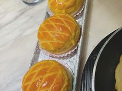 酥皮水牛奶菠萝包-陶陶居酒家(海岸城店)