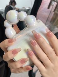 -芊屿芊浔美甲