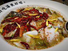 -江渔儿酸菜鱼·拔草餐厅(虎门君乐汇店)