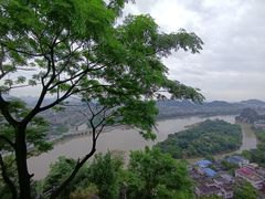 -叠彩山景区