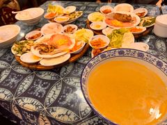 -桥香园云南过桥米线(金马碧鸡店)