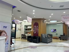 -雅悦齿科(顾村公园店)