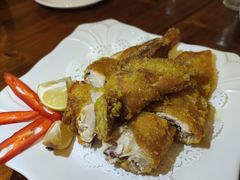 招牌炸鸡-伊萨娜印尼餐馆