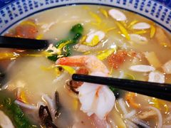 -桥香园过桥米线(国贸店)