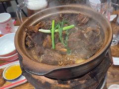 -阿润打边炉·鲜切鸡煲(华漕店)