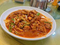 黄焖羊肉-星月美食城