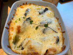 芝士焗墨鱼肠土豆泥-蜜桃餐厅·伴山(绿宝广场店)