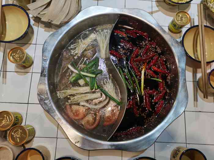 洋瓷碗老火锅-"一个月前囤的优惠券趁着天气凉爽来把它.
