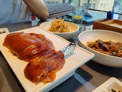 酥不腻烤鸭-小大董·烤鸭(观景餐厅·南京西路店)