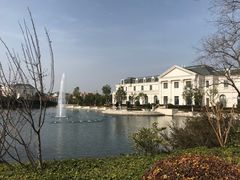 -上海玫瑰园度假酒店