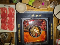 -老牌坊云南鱼豆花火锅(哈西万达店)