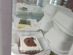 -鹿里烘焙LulyBaking(东二环泰禾广场店)