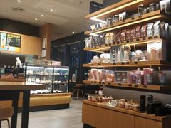 面包甜点陈列柜-星巴克臻选(北京富力家园店)