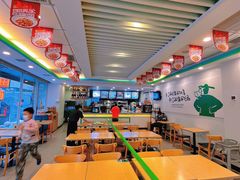 大堂-老乡鸡(淮河路步行街店)