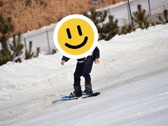 -采薇庄园四季滑雪场