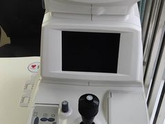 -视野联行眼镜·蔡司授权店(长白万象汇店)