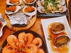 白灼白虾-老东镇啤酒屋海鲜加工·蒸汽海鲜·海鲜烧烤(台东店)