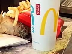 -麦当劳(深圳北站高铁店)