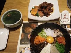 -萨拉伯尔水源素问店·韩国宫廷料理(人民路店)