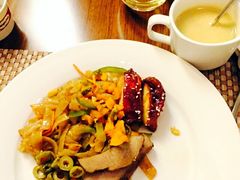 picture-月色西餐厅·海鲜刺身·烧烤(科学城保利郡雅酒店)