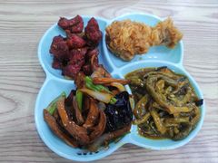 -晓宇盒饭(民安街店)