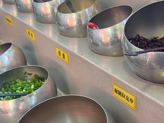 -毛辣果·贵州红酸汤牛肉火锅(西单店)