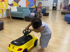 -龙格亲子游泳俱乐部(南宁中心店)