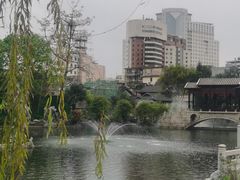 -梁园
