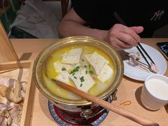 -关东小磨东北菜(上海长风大悦城店)