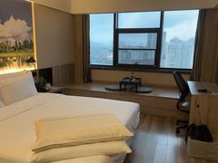 -长沙晚报大道亚朵酒店
