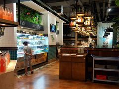 -亚马逊环球美食百汇(新城吾悦广场店)