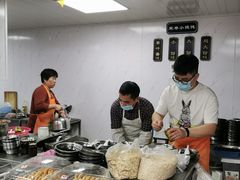 -荣巷小馄饨(荣巷店)