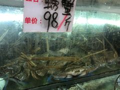 -覃记海鲜美食餐厅